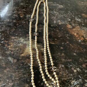 Vintage Chanel Opera Pearls